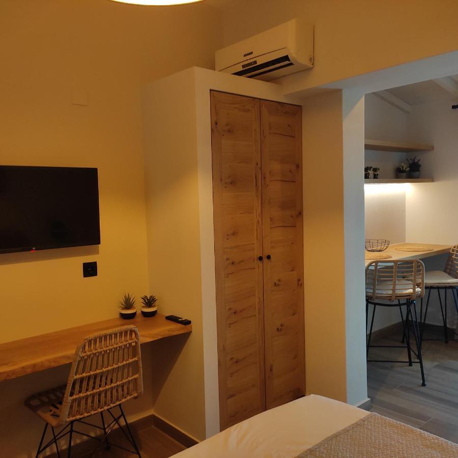 Apartament Pansion Nikos Patitírion Zewnętrze zdjęcie