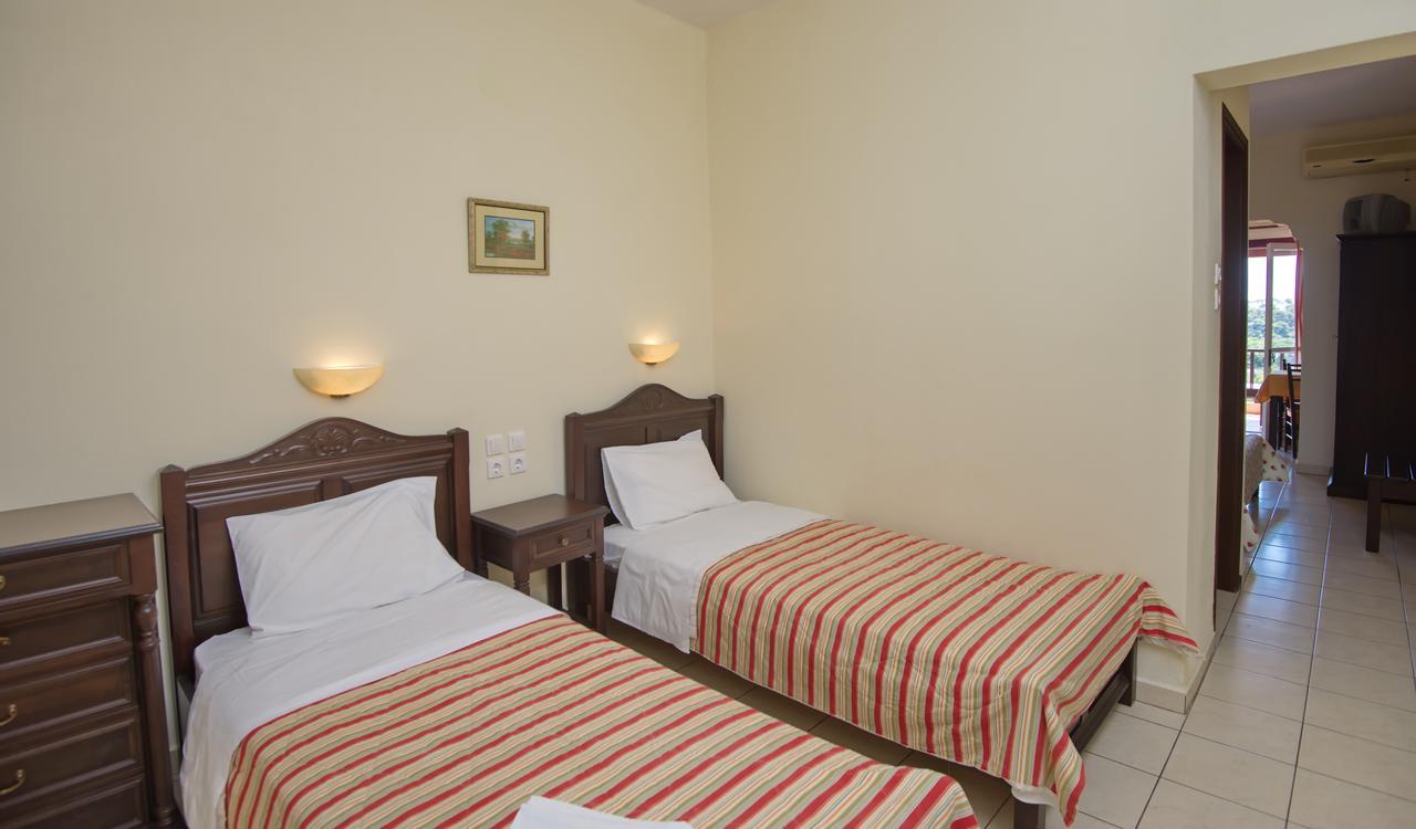 Apartament Pansion Nikos Patitírion Zewnętrze zdjęcie